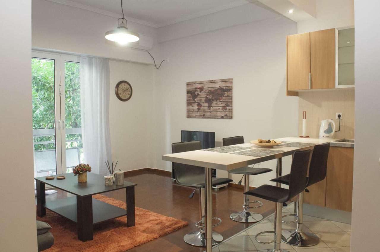 Modern Apartment, Excellent And Vibrant Location!! 아테네 외부 사진